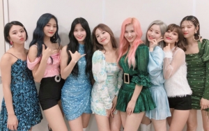 Twice Buktikan Jadi Idol Tajir Lewat Parade Tas Bermerek Jelang 'Music Bank'