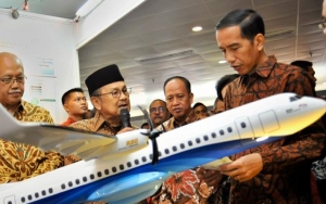 Jokowi Masukkan Pesawat R80 Habibie Jadi Proyek Prioritas