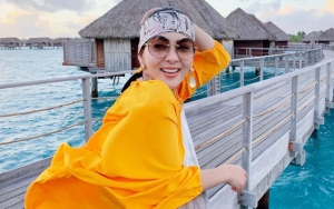 Ramalan Nyai Kidul Bongkar Syahrini 'Wanita Baik-Baik', Foto Haji Isam Sentil Imej Soleha Gadungan?