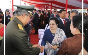 Begini Momen Salaman Megawati dan SBY di HUT TNI ke-74