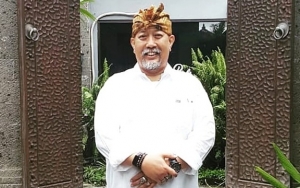 Indro Warkop Tulis Pesan Menyentuh di Hari Ultah Mendiang Istri: Tungguin Gue