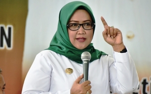 Geram Warga Masih Buang Sampah Sembarangan, Bupati Bogor: Terbuat Dari Apa Otaknya?