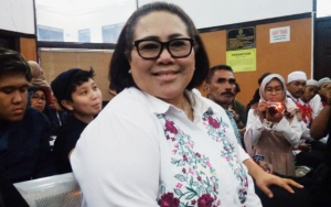  Sidang Bertepatan Jadwal Besuk, Nunung Nangis Tak Bisa Ketemu Anak-Cucu