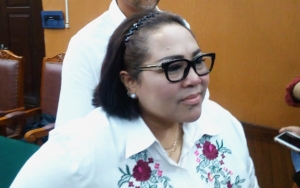 Bohong ke Anak dan Cucu Soal Rehabilitasi di RSKO, Nunung: Bunda Lagi Sekolah