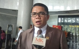 Arteria Dahlan Jadi Sorotan Usai Hina Emil Salim Sesat, Ternyata Punya Hutang Rp 8,8 Miliar