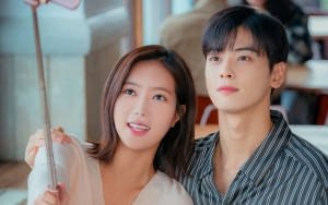 Lim Soo Hyang Ciuman Panas di 'Graceful Family', Fans Malah Bahas Cha Eunwoo