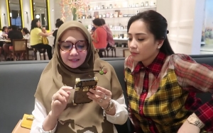 Dikabarkan Lagi Marahan, Zaskia Sungkar Malah Ngakak Sambil Rangkul Nagita Slavina