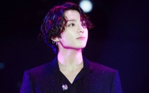 Video Tampan Jungkook Gondrong Nyanyikan 'Euphoria' Di Konser BTS Arab Hebohkan Internet