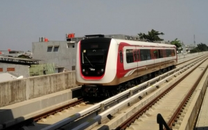 Siap Diuji Coba, LRT Jabodebek Milik PT INKA Sudah Sampai Jakarta