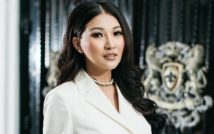 Sarwendah Pamer Pose Kece Ala Emak Anak 3, Tuai Pujian Cantik Kebangetan Bak Masih Usia 20 Tahun