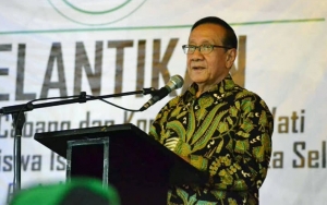 Politisi Senior Golkar Akbar Tandjung Justru Bersyukur Jika Gerindra Masuk Kabinet Jokowi