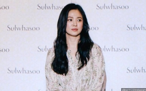 Hormati Kematian Sulli, Song Hye Kyo Batalkan Penampilan Publik Perdananya