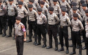 Antisipasi Demo Jelang Pelantikan, Polisi Tutup Jalan di Sekitar Gedung DPR RI