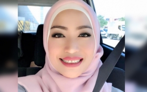 Jarang Disorot, Beredar Foto Tya Subiakto Cantik Berhijab Diam-Diam Nikahi Eks Aktor Tampan