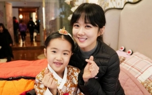 Jang Nara Reuni Bareng Pemeran Putri Ari 'The Last Empress' Lewat 'VIP'