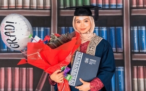 Bikin Haru, Kisah Inspiratif Perempuan Pengidap Kanker Demi Raih Gelar Diploma