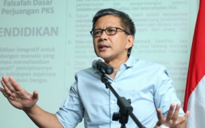 Akun Twitter Dicuri dan Tagar #RockyGerungDibungkam Berkumandang, Gara-Gara Ini?