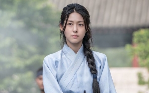 Seolhyun Nangis Promosi 'My Country', Fans Malah Bahas Soal Bolos di 'Queendom'