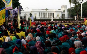 BEM SI Kembali Gelar Aksi Di Depan Istana Hari Ini, Polisi Siap Terjunkan 1.500 Personel
