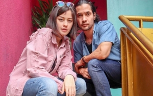 Kimberly Ryder Girang Maternity Shoot Bareng Suami, Konsep Santai Nongkrong di Balkon Curi Perhatian