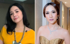 Nagita Slavina-Bunga Citra Lestari Adu Cantik Pakai Topi dan Kalung Kembar, Pilih Siapa?