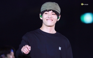 Kebiasaan V BTS Pakai Anting-Anting Mencolok Jadi Bahan Gosip, Netizen Malah Soroti Ini