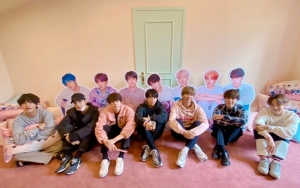 BTS Asyik Foto-Foto di Pop-Up Store Sendiri, V dan Jungkook Santai Langgar Aturan
