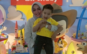 Ibunda Nagita Slavina Tangisi Kepergian Rafathar untuk Berlibur, Netter: Kan Tinggal Nyusul