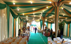 Viral Pernikahan Tanpa Tenda di Siang Bolong, Buat Netizen Ikut Menjerit Kepanasan