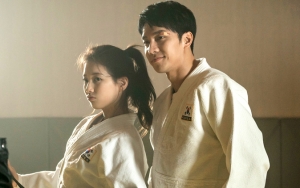 Malu-Malu Saat Syuting Adegan Romantis, Chemistry Suzy dan Lee Seung Gi Dipuji Sutradara 'Vagabond'