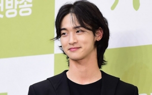 Bening Banget, Visual Jang Dong Yoon 'Nokdu' di Foto-Foto Ini Bikin Netizen Menggila 