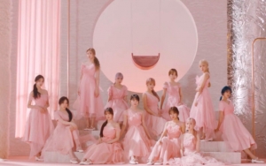 IZ*ONE Secantik Bunga Mekar Di Teaser Konsep Comeback 'BLOOM*IZ' Tuai Pujian Selangit