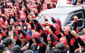 Ratusan Buruh Geruduk Kantor Gubernur DKI Anies, Tuntut UMP Naik Jadi Rp 4,6 Juta