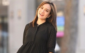  Shandy Aulia Gembok Komentar Pamer Baby Bump Dibalut Bikini, Diingatkan Untuk Hati-hati