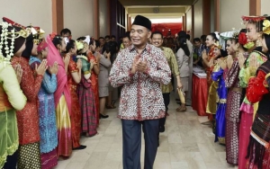  Dukung Menag, Muhadjir Effendy Sebut Cadar Bisa Ganggu Pelayanan