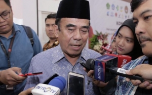 Menag Fachrul Razi Bantah Pelarangan Cadar Bagi PNS