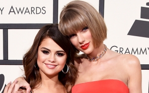 Selena Gomez Menangis Saat Ceritakan Sikap Asli Taylor Swift Padanya