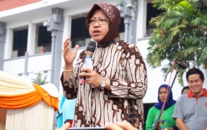 Walkot Surabaya Risma Terancam 'Disidang' Usai Menpora Gagal Sidak GBT