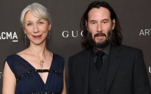 Keanu Reeves Akhirnya Perdana Pamer Pacar di Red Carpet Setelah Puluhan Tahun Jomblo