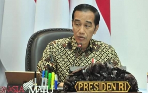 Singgung Gedung SD Ambruk, Jokowi Geram Akhir Tahun Masih Ada Proses Tender