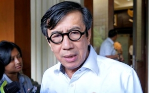 Kemenkumham Bantah Berita Menteri Yasonna Laoly Salah Masuk Mobil