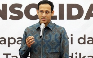 Datang ke DPR Pertama Kali, Nadiem Justru Minta Maaf Karena Hal Ini