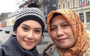 Ibunda Indah Permatasari Ramai Dinasihati Netter Usai Curhat Dapat Kiriman Sihir