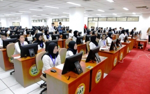Pedagang Jimat Banjir Orderan Jelang Seleksi CPNS 2019