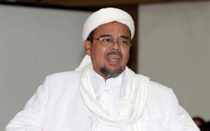 Habib Rizieq Tunjukkan Surat Pencekalan, Kemlu Akui Tak Tahu