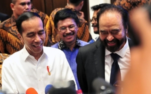 Hadiri Penutupan Kongres NasDem, Jokowi Akui 'Cemburu' Pelukan Erat Surya-Sohibul