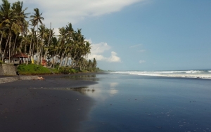 Sempat Hilang, Turis Asal Prancis Ditemukan Tak Bernyawa Di Pantai Pasut Bali