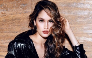 Cinta Laura Merasa Tersanjung Dikira Wanita Amerika Latin Saat Raih Penghargaan Internasional