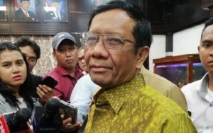 Habib Rizieq Dicekal Arab Saudi, Mahfud MD: Kalau Perlu Uang Saya Bantu Rp110 Juta