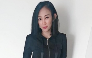 Dewi Sanca Ancam Bakal Sebar Foto Syur Akibat Terus Dicibir, Perut Rata Dituding Tak Hamil